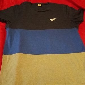Hollister tshirt